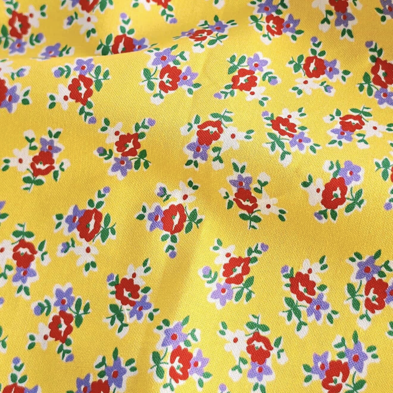 Momnson - March 2026 - Floral - Yellow